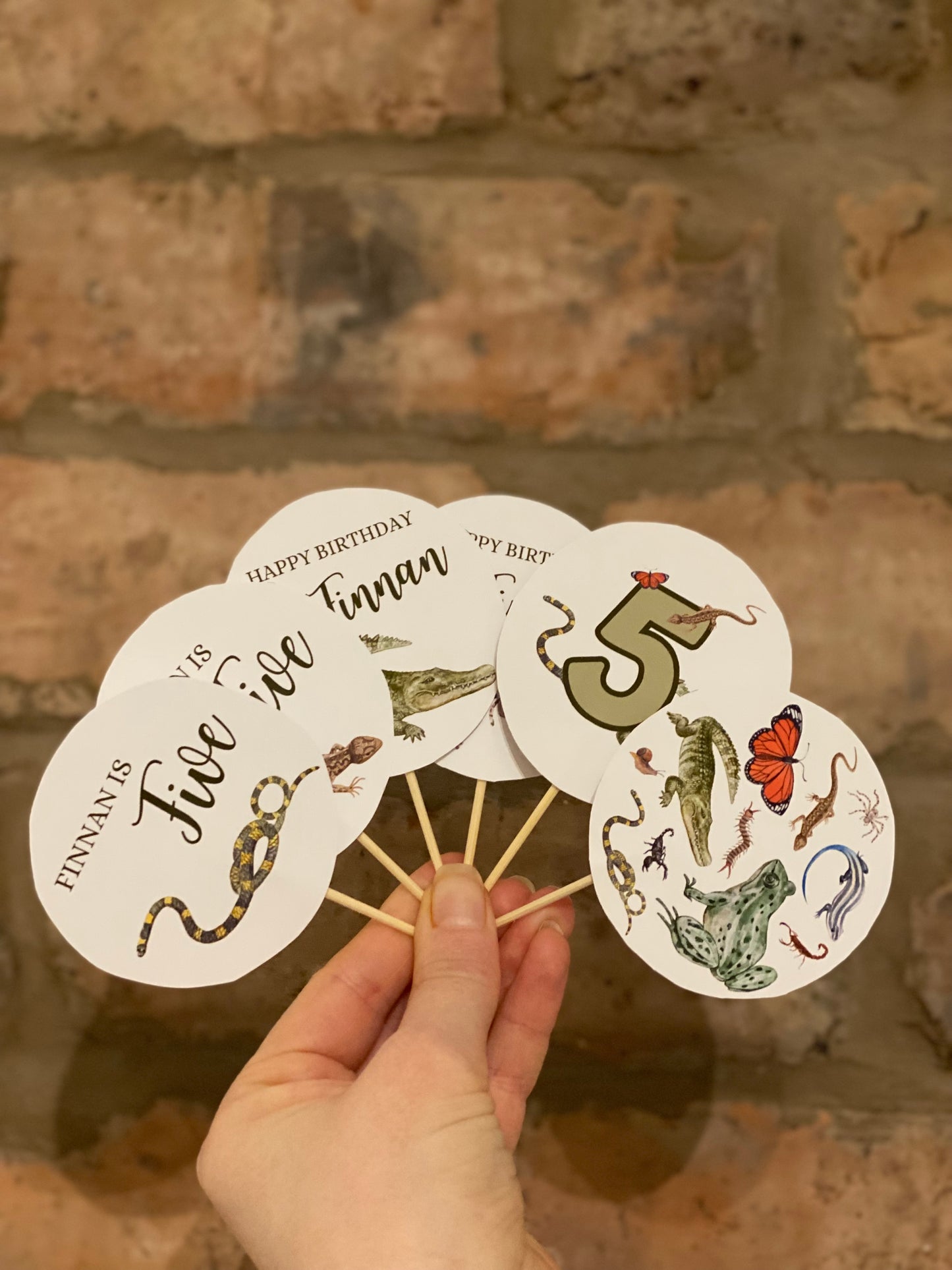 PERSONALISED CUPCAKE TOPPERS (x12 PER PACK)